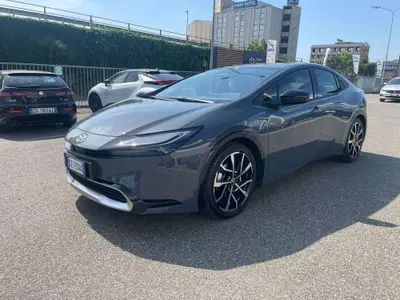 Toyota Prius 2.0 phev Lounge del 2025 usata a Piacenza