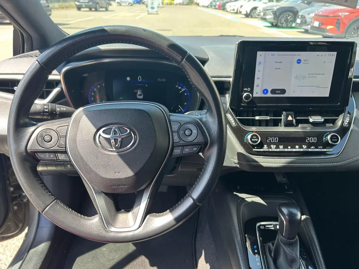 Toyota Corolla Touring Sports usata a Piacenza (11)