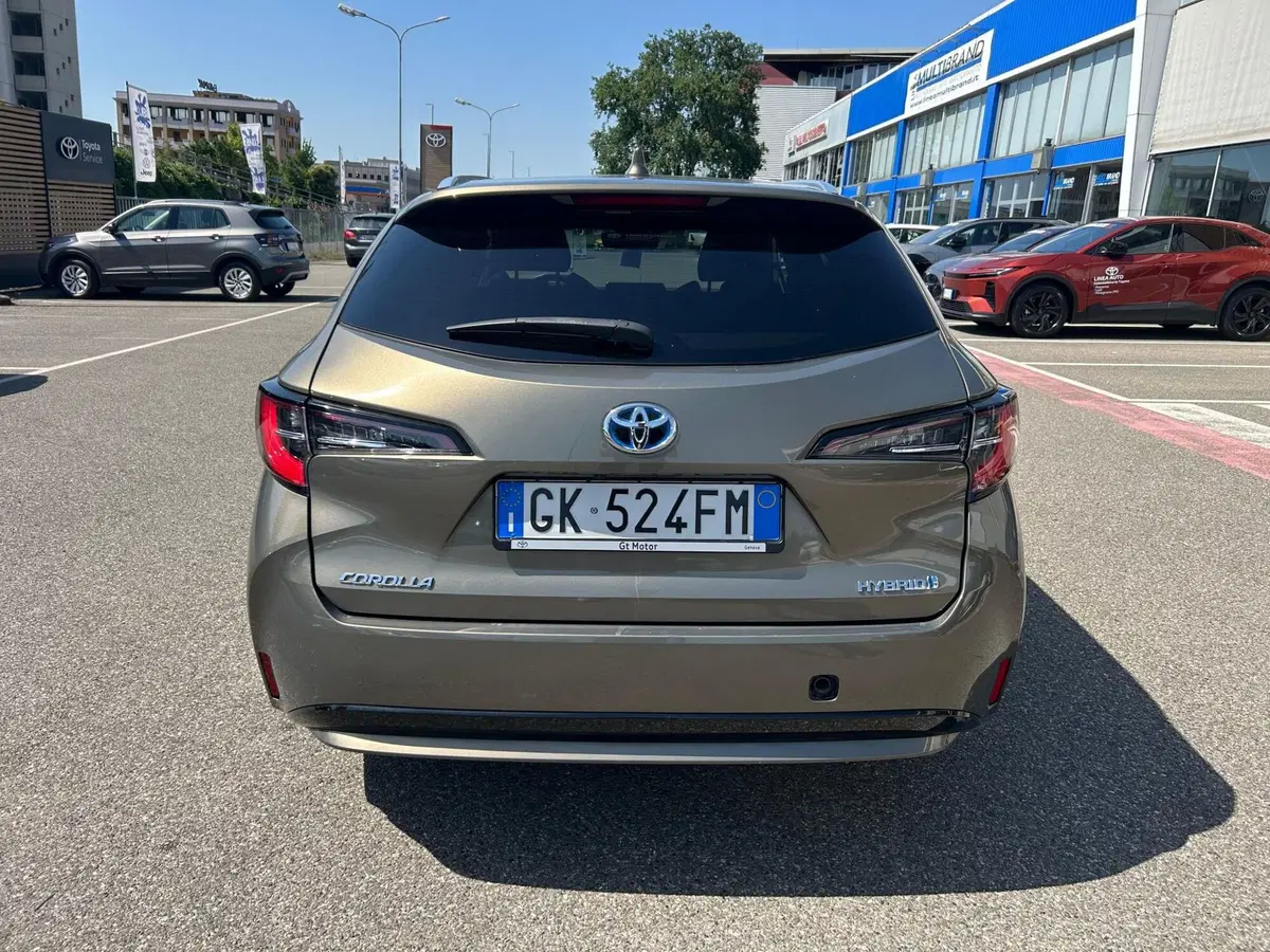 Toyota Corolla Touring Sports usata a Piacenza (4)