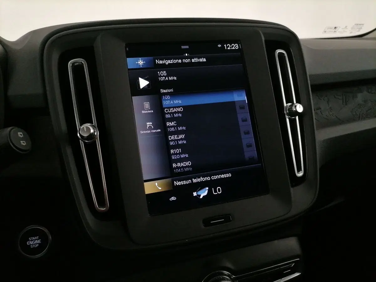 VOLVO Veicoli Commerciali XC40 usata a Roma (16)