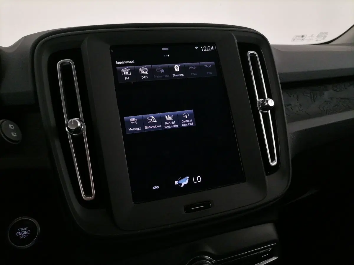 VOLVO Veicoli Commerciali XC40 usata a Roma (18)