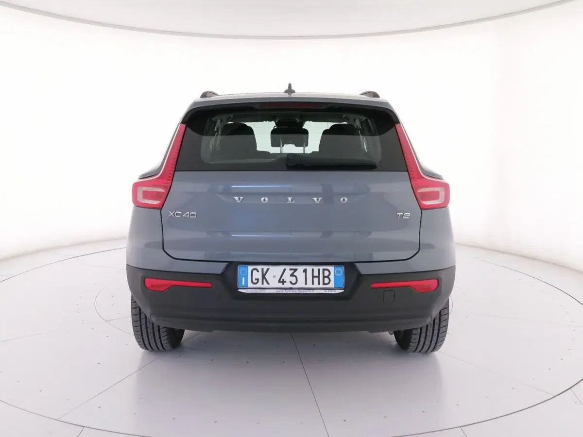 VOLVO Veicoli Commerciali XC40 usata a Roma (4)