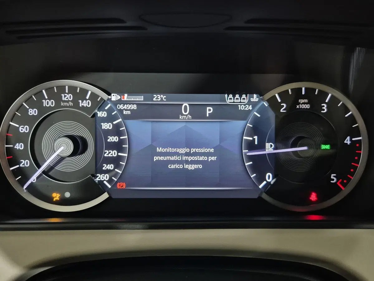 Land Rover Range Rover Velar usata a Torino (14)