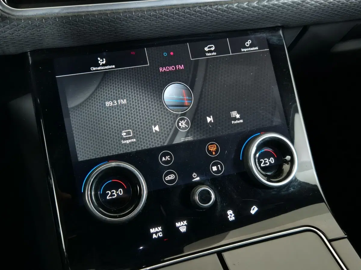 Land Rover Range Rover Velar usata a Torino (20)