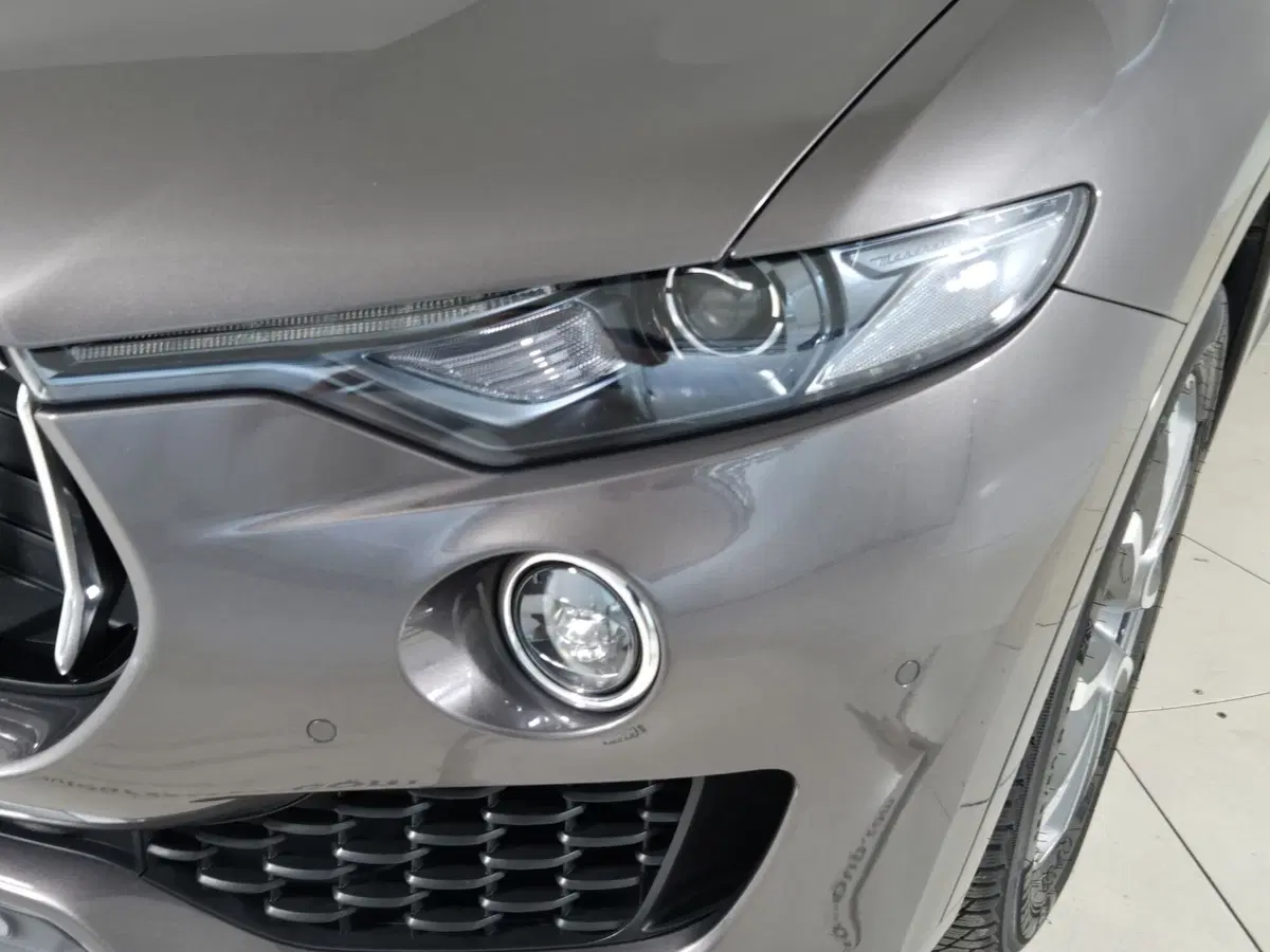 Maserati Levante usata a Torino (19)
