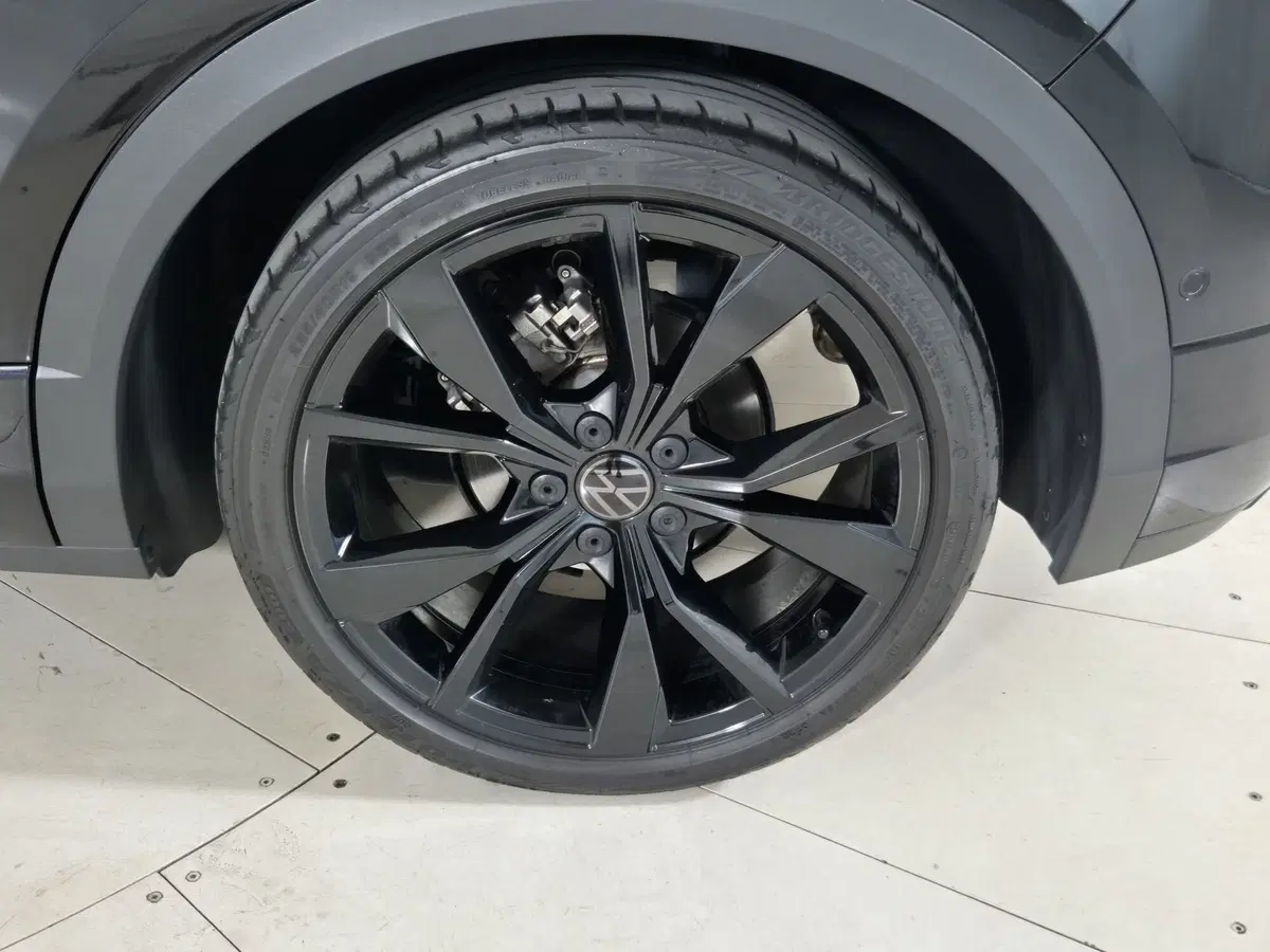 Volkswagen T-Roc usata a Torino (13)