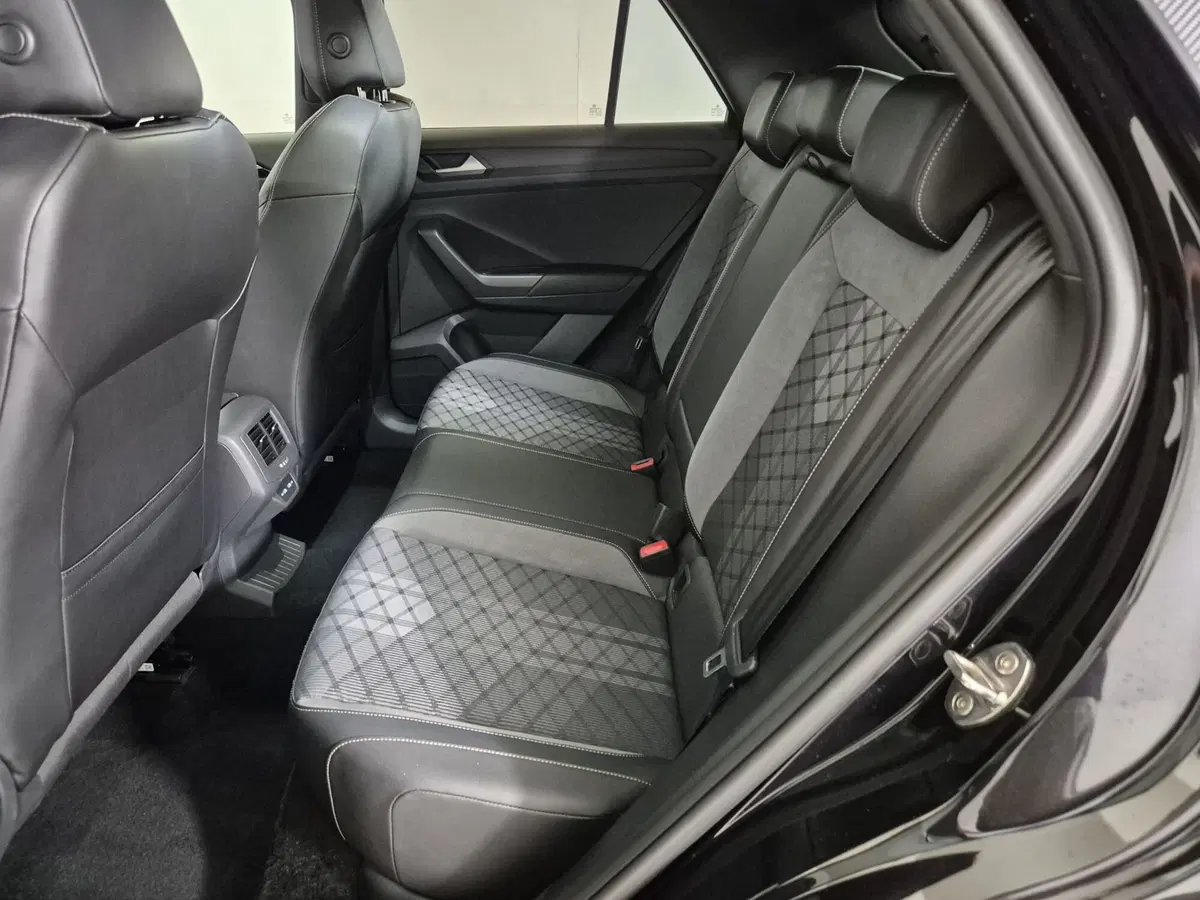 Volkswagen T-Roc usata a Torino (6)