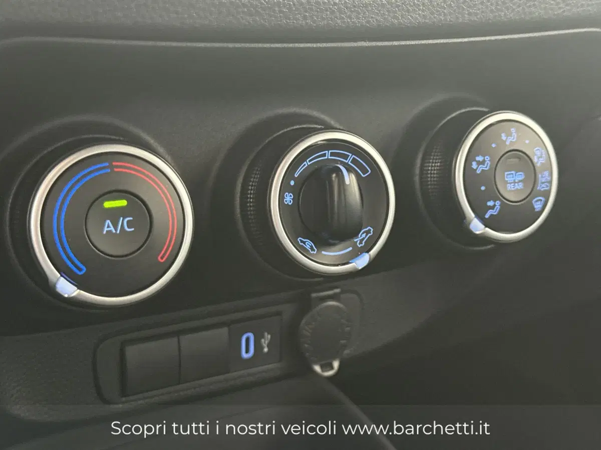 Toyota Aygo X usata a Brescia (12)