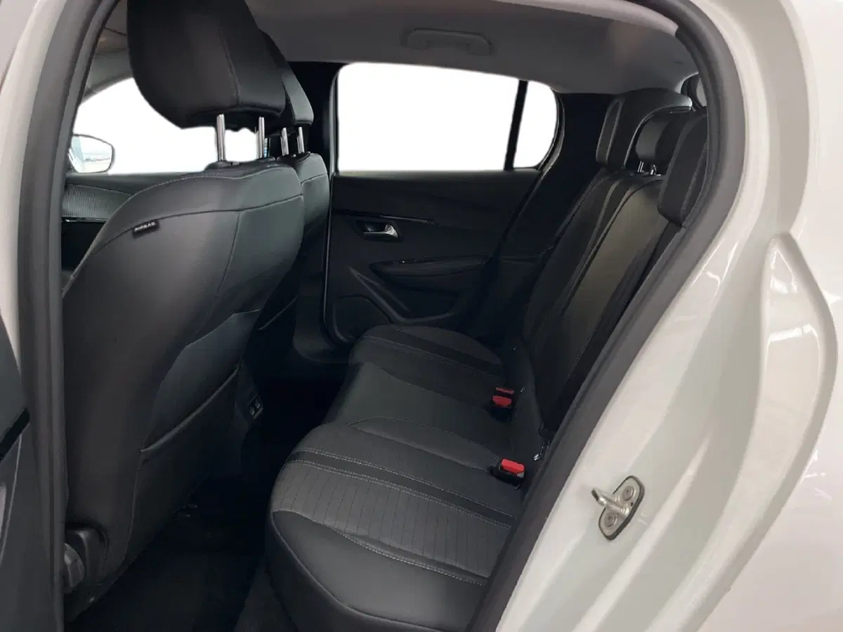 Peugeot 208 usata a Torino (9)