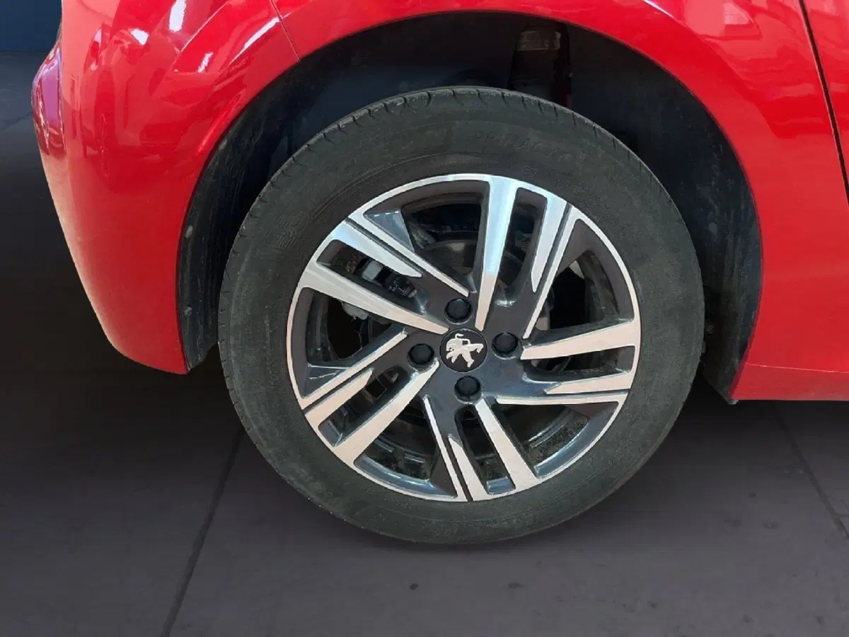 Peugeot 208 usata a Torino (7)