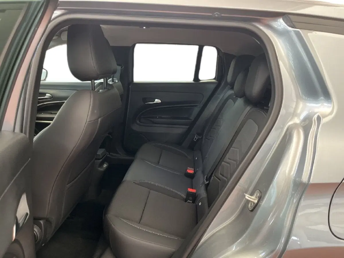 Jeep Avenger usata a Torino (9)