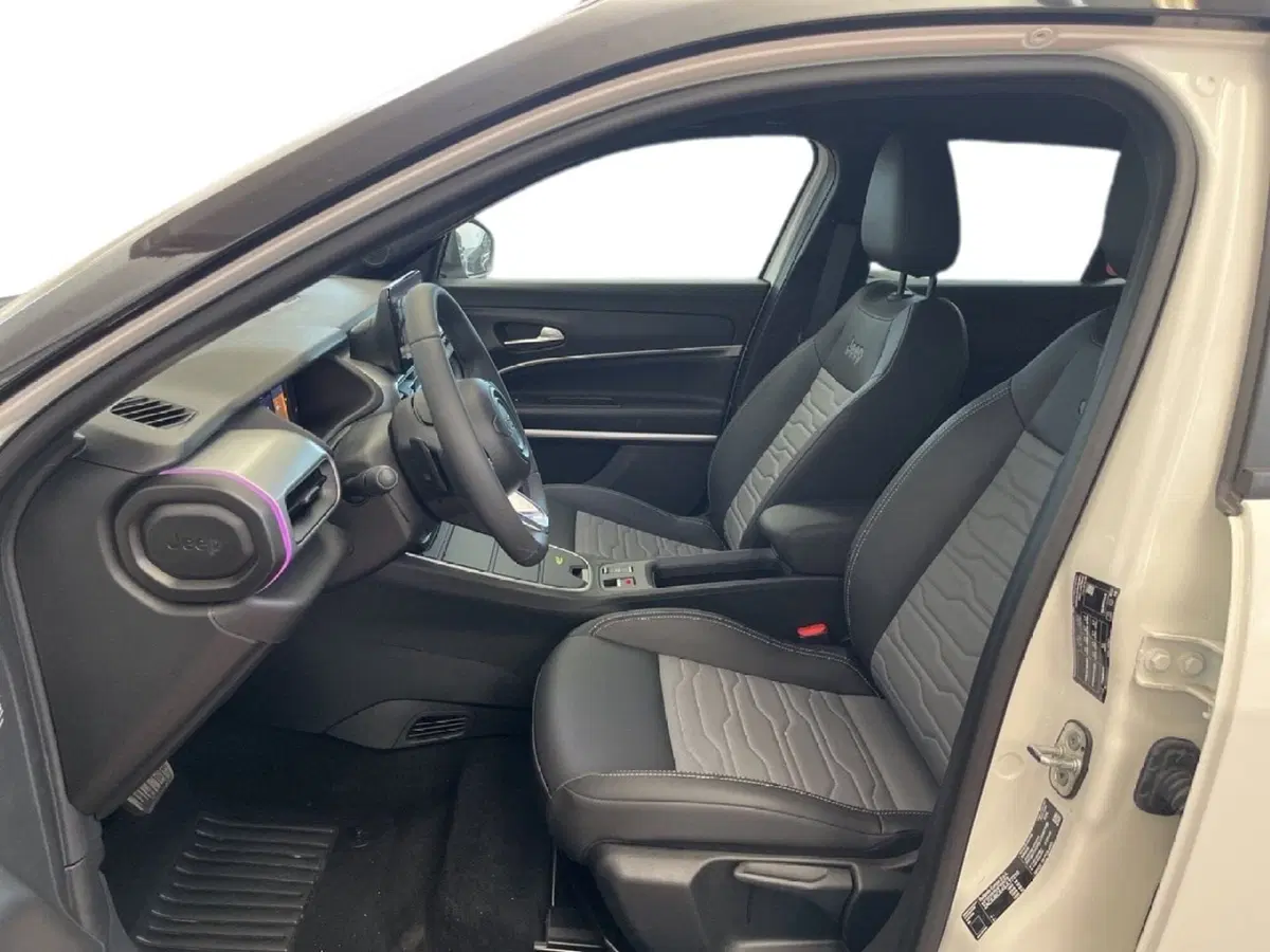 Jeep Avenger usata a Torino (9)