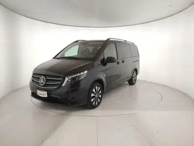Mercedes-Benz Vito 2.2 111 CDI PC Mixto Compact del 2022 usata a Alessandria