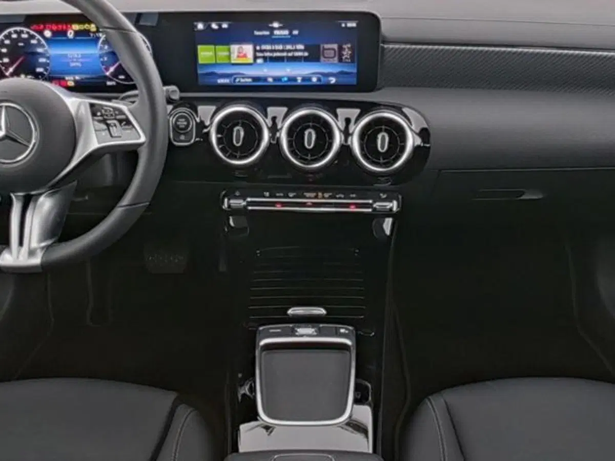 Mercedes-Benz CLA usata a Milano (5)
