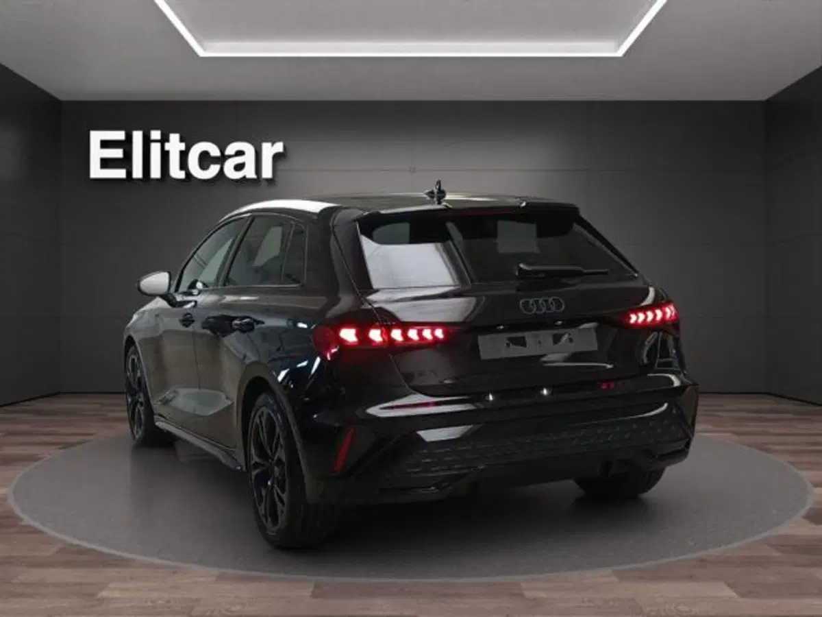 Audi A3 Sportback nuova a Milano (5)