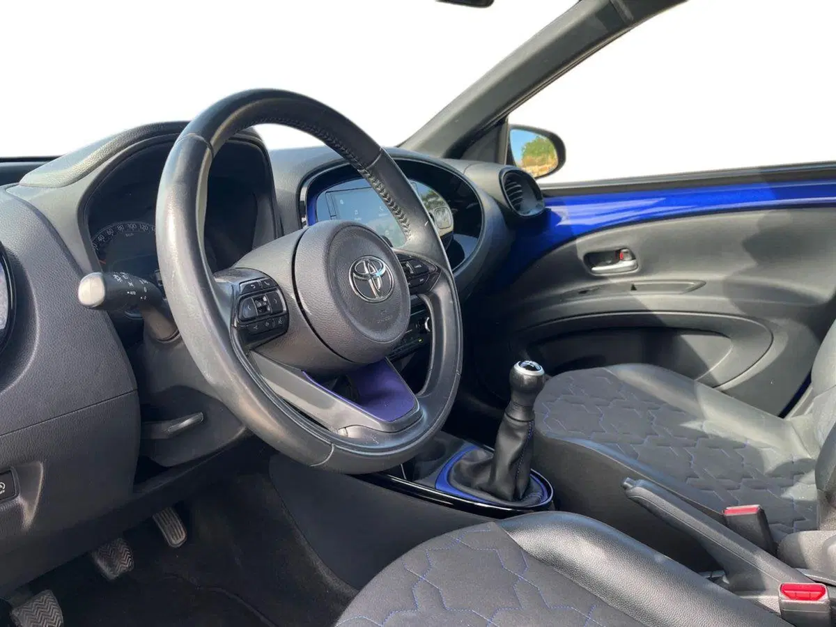 Toyota Aygo X usata a Ragusa (7)