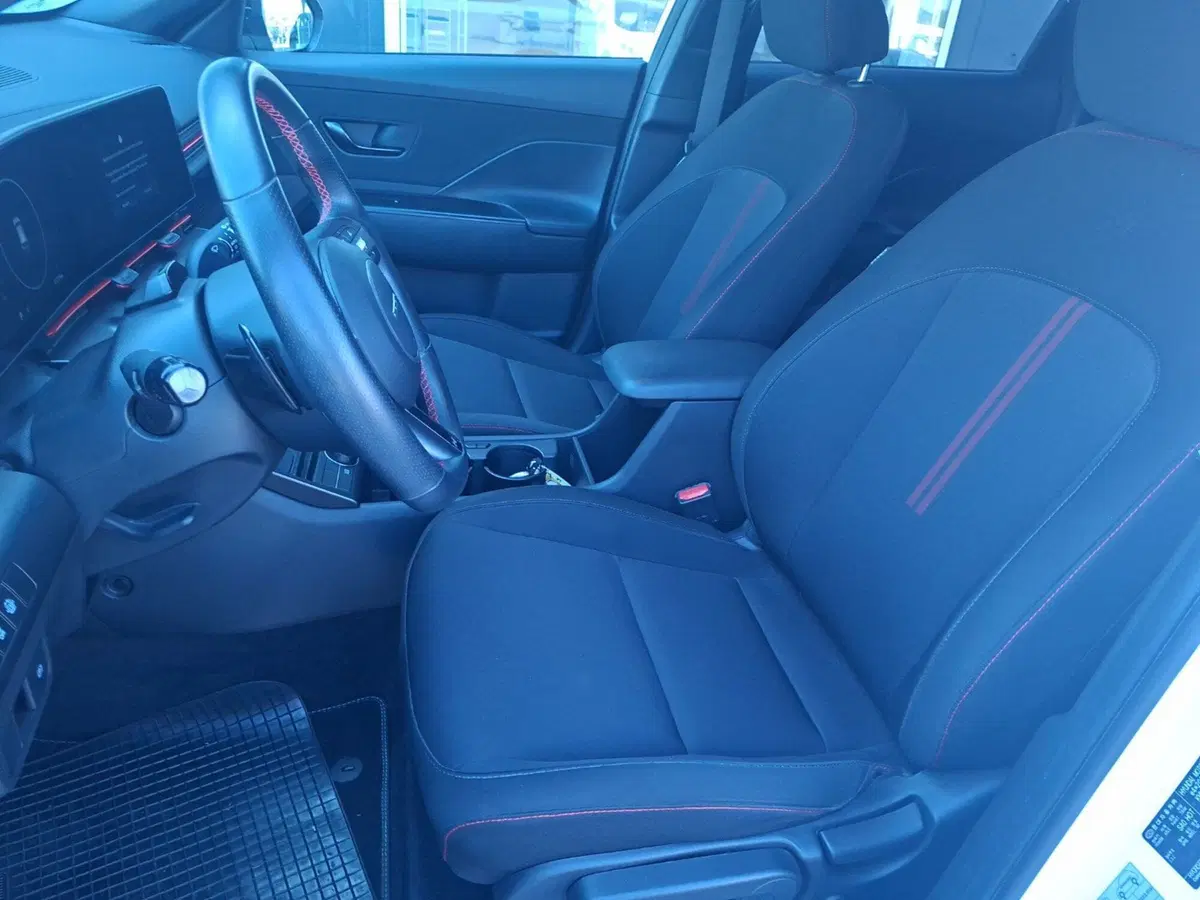 Hyundai Kona usata a Ancona (17)