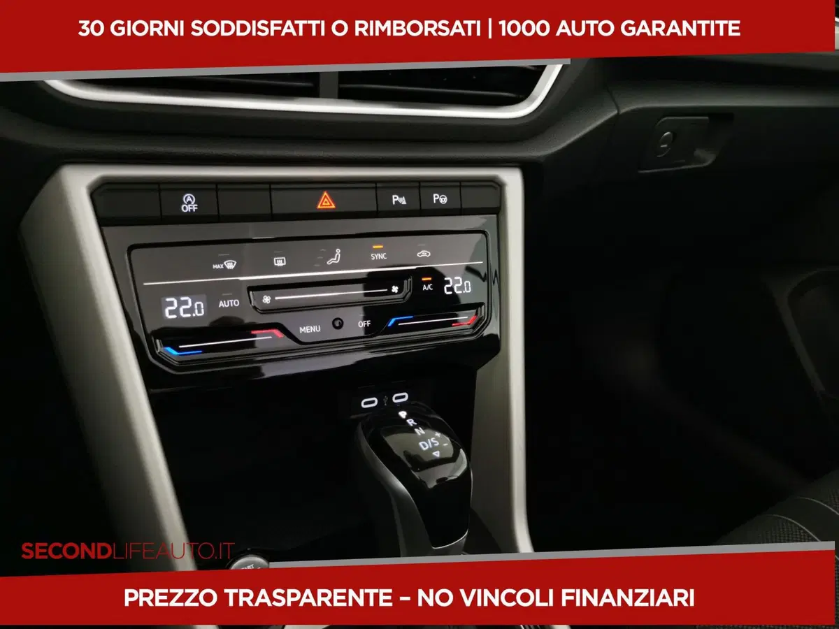 Volkswagen T-Roc Cabrio nuova a Chieti (11)