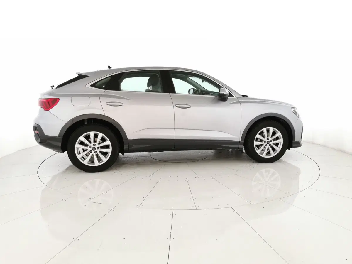 Audi Q3 Sportback usata a Chieti (4)
