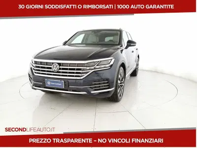 Volkswagen Touareg 3.0 V6 tdi scr Elegance 231cv auto del 2023 usata a San Giovanni Teatino