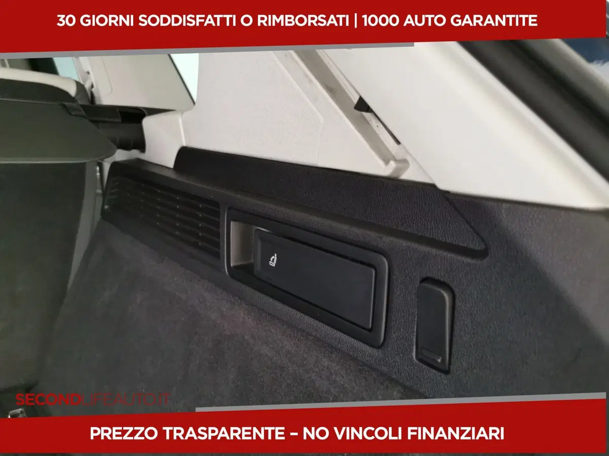 Volkswagen Touareg usata a Chieti (13)