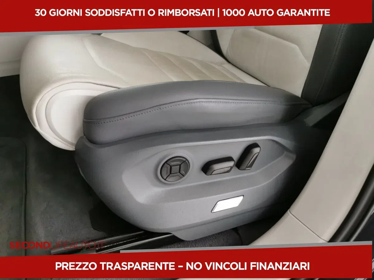 Volkswagen Touareg usata a Chieti (18)