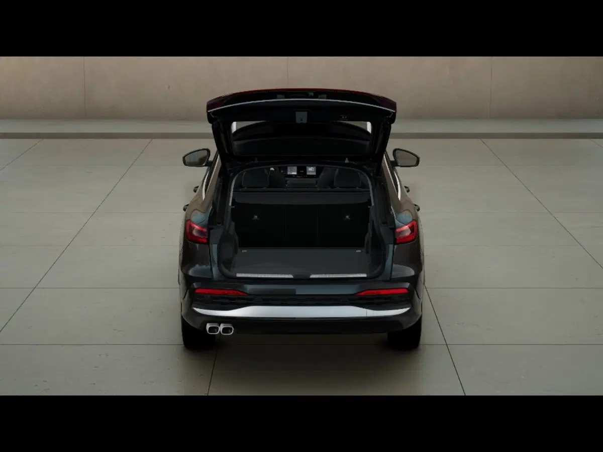 Audi Q5 nuova a Livorno (5)