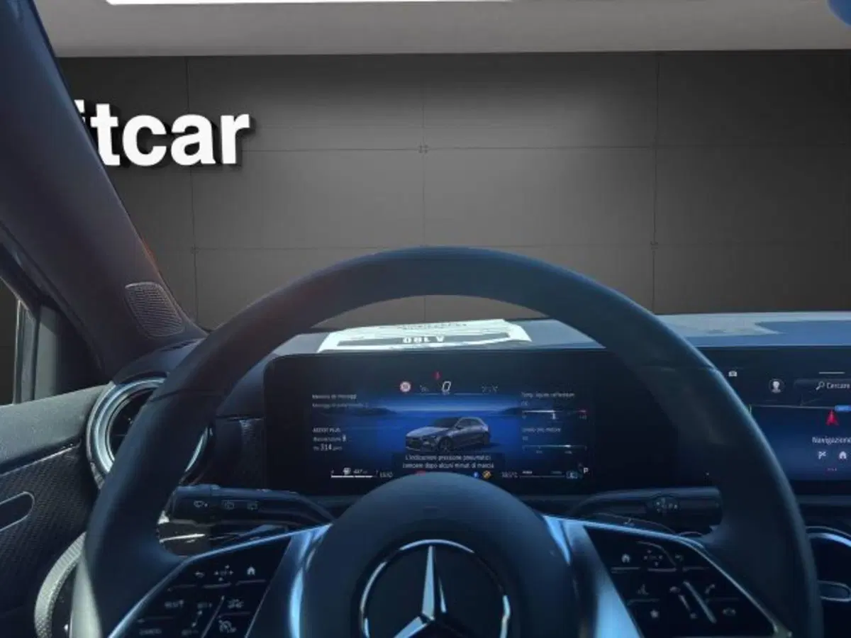 Mercedes-Benz Classe A Sedan usata a Novara (12)