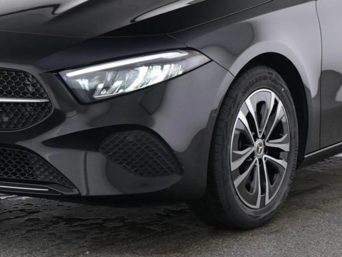 Mercedes-Benz Classe A Sedan usata a Novara (4)
