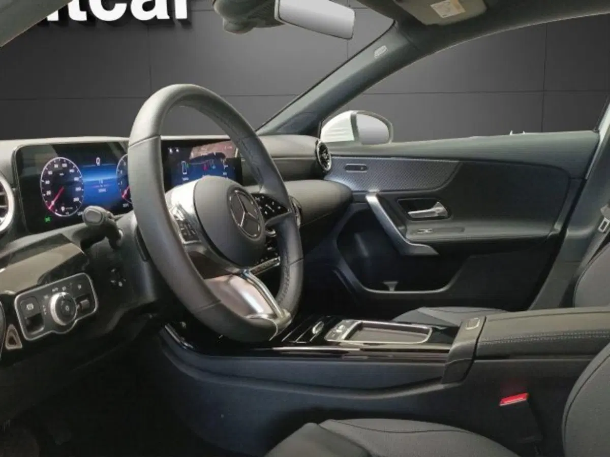Mercedes-Benz Classe A Sedan usata a Novara (10)