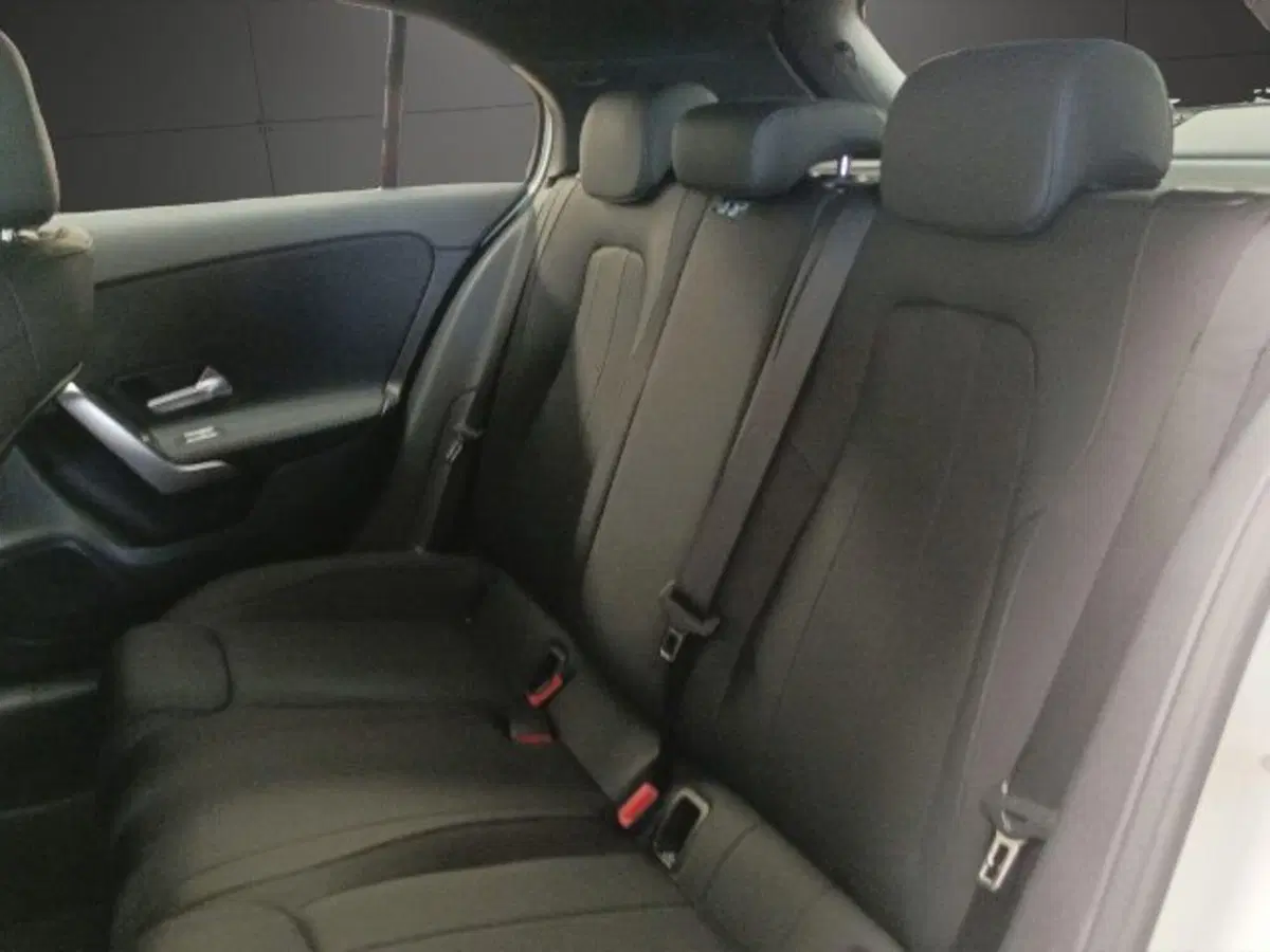 Mercedes-Benz Classe A Sedan usata a Novara (16)