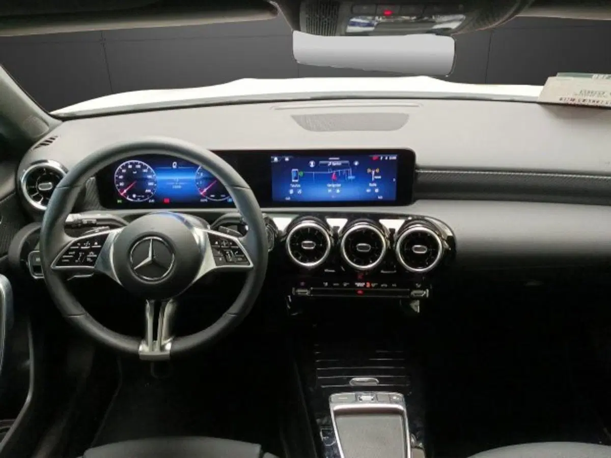 Mercedes-Benz Classe A Sedan usata a Novara (9)