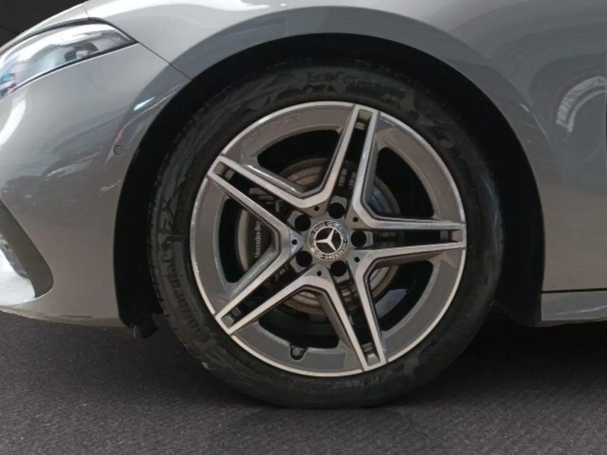 Mercedes-Benz Classe A Sedan usata a Novara (7)