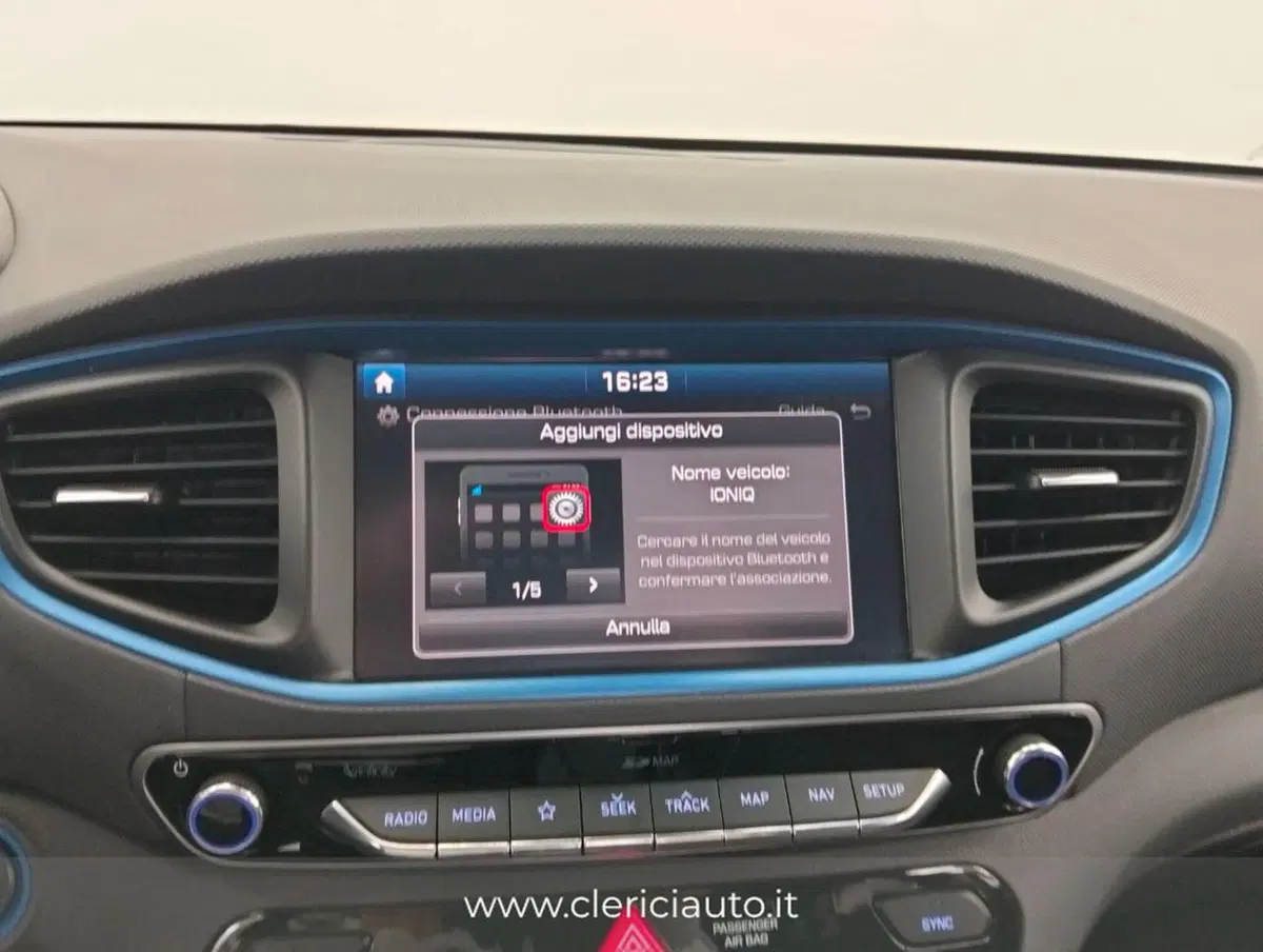 Hyundai Ioniq usata a Como (15)