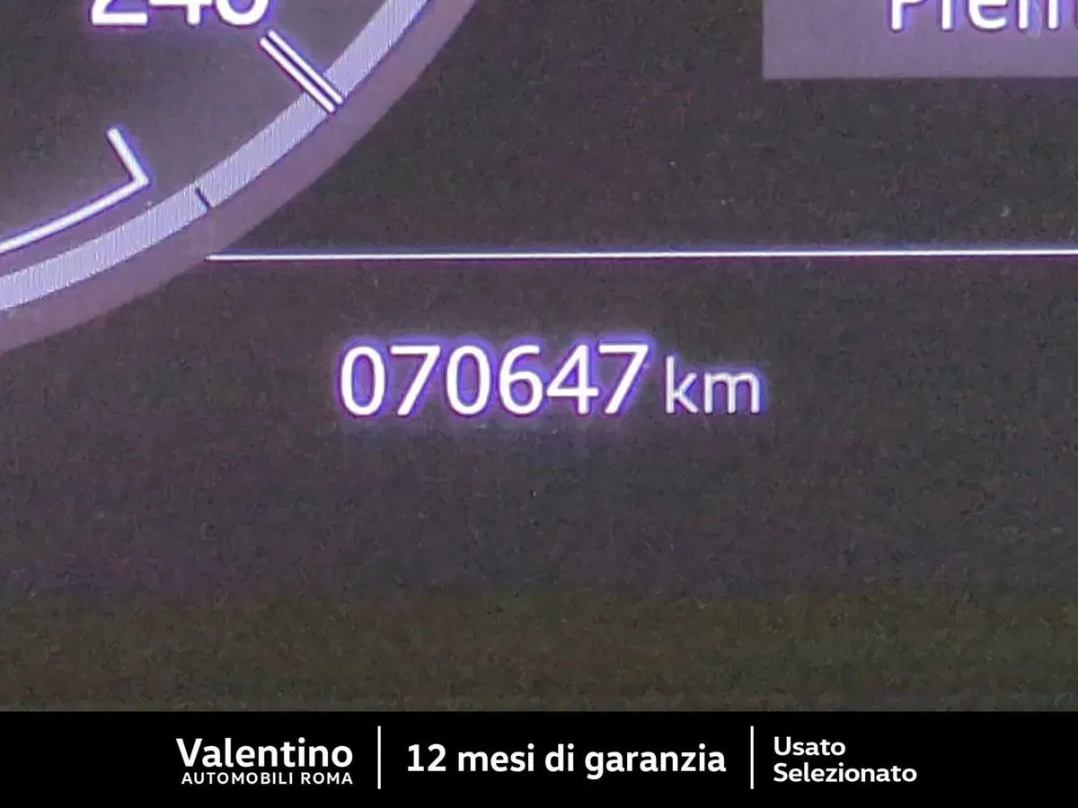Land Rover Discovery Sport usata a Roma (16)