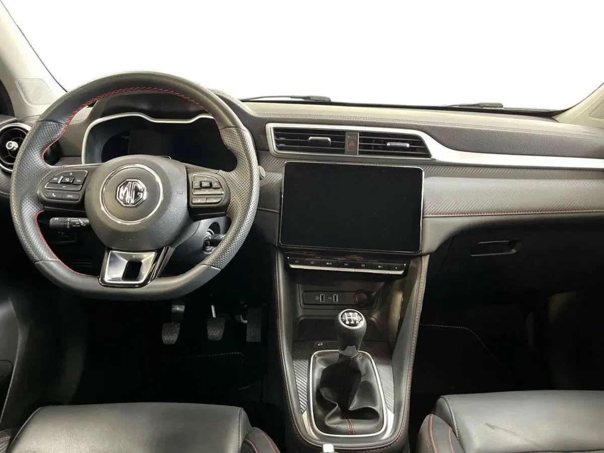 Mg ZS usata a Bari (8)