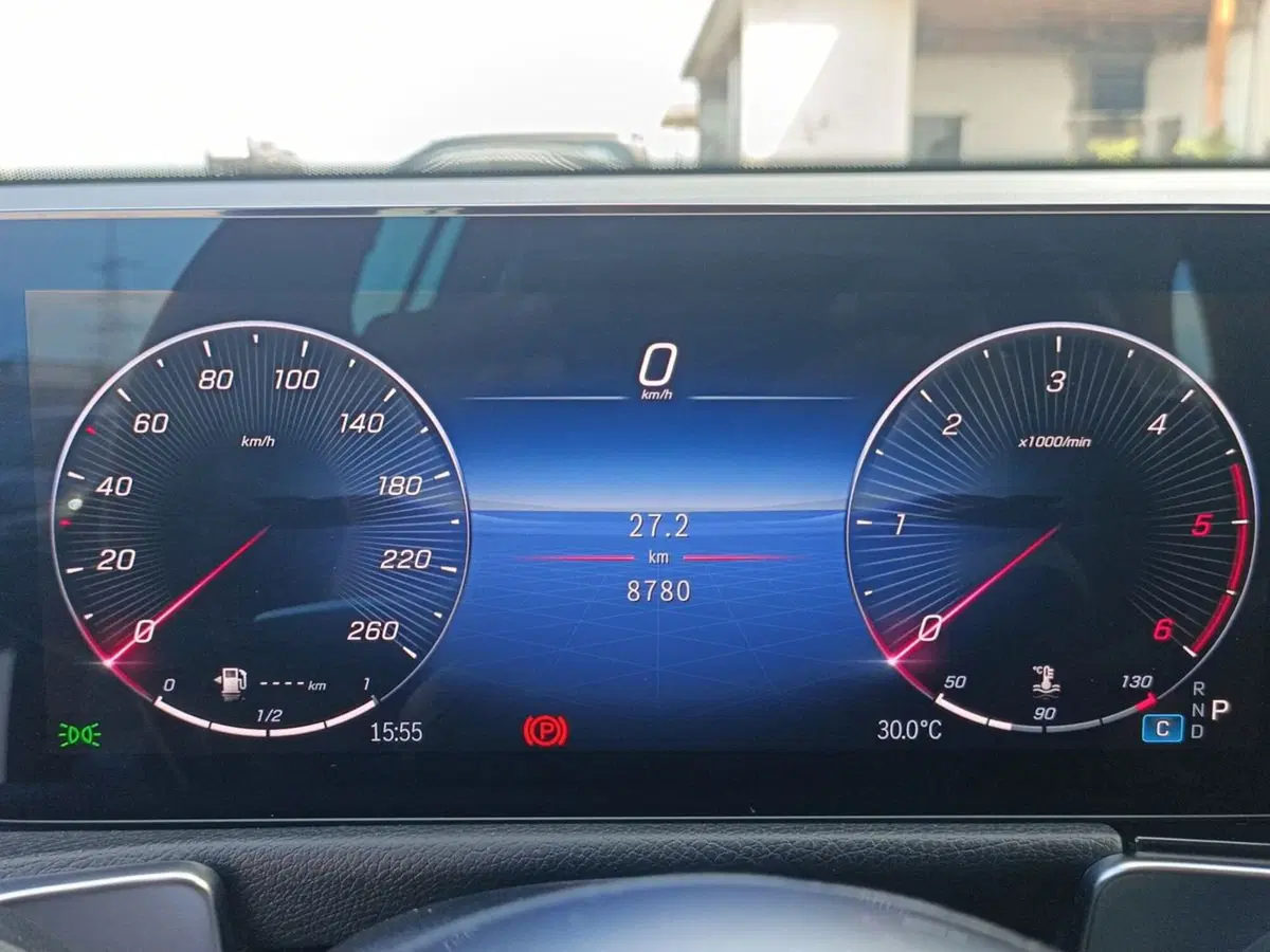 Mercedes-Benz GLB usata a Bari (13)