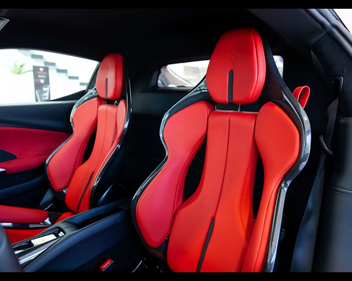 Ferrari 296 Coupé usata a Verona (6)