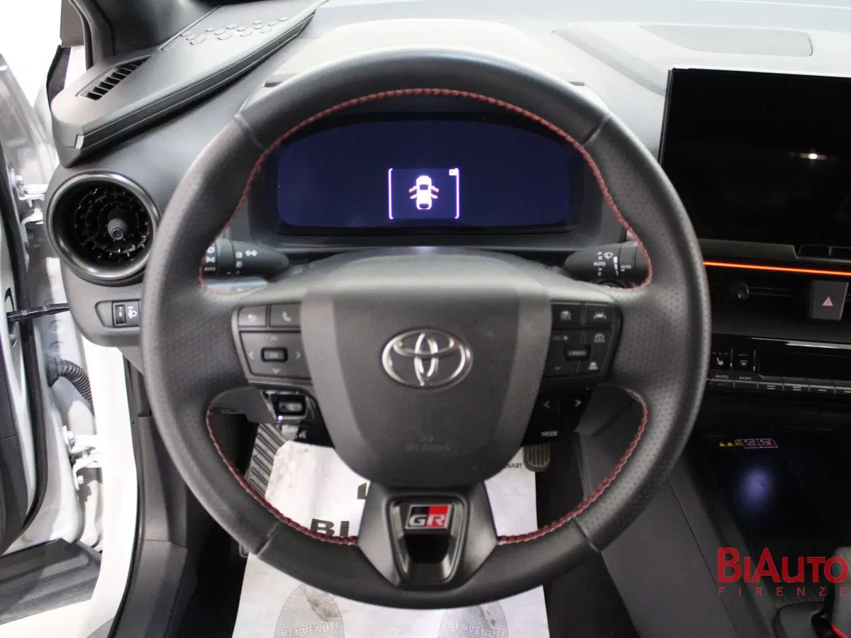 Toyota Toyota C-HR usata a Firenze (11)
