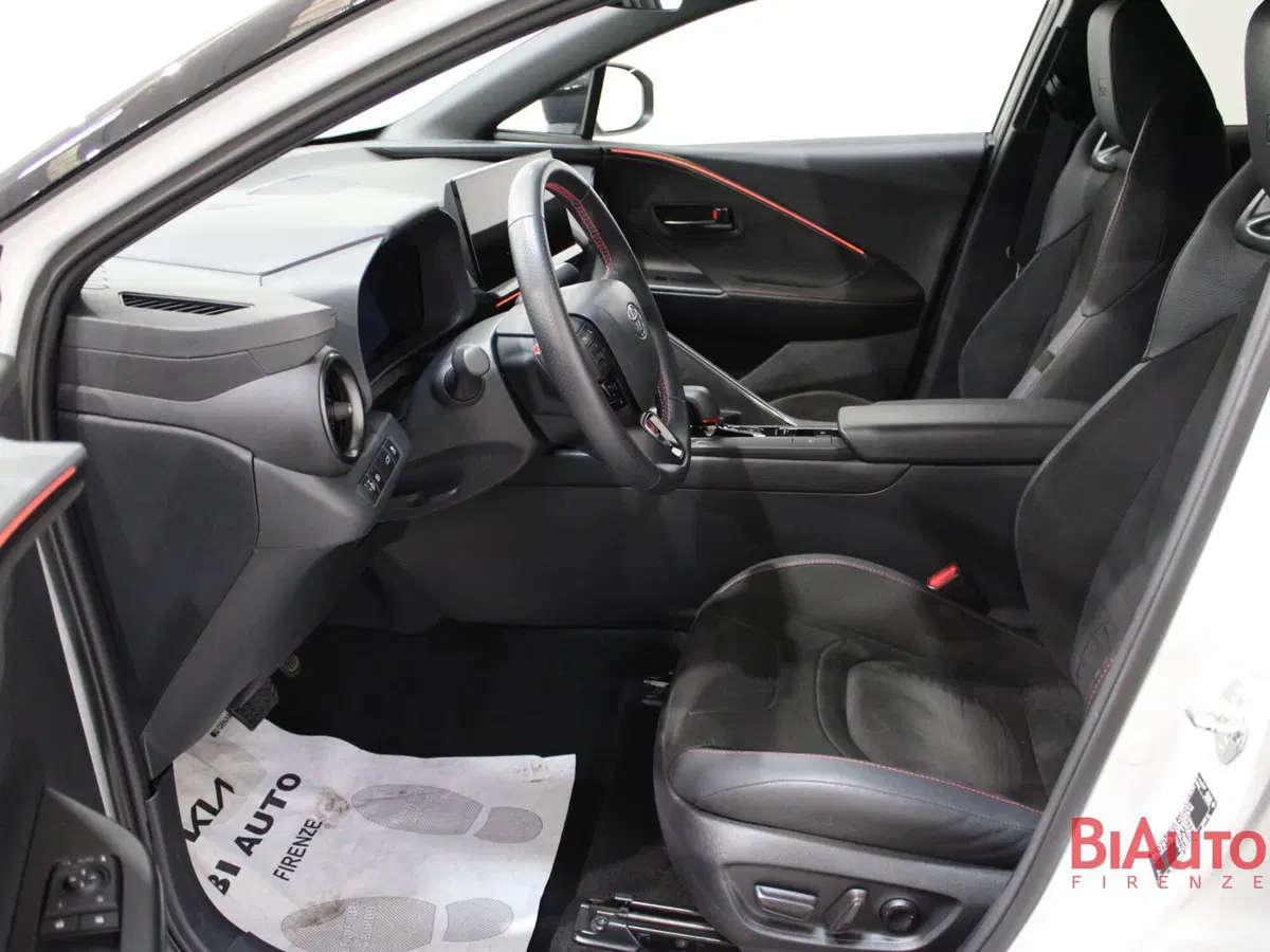 Toyota Toyota C-HR usata a Firenze (6)