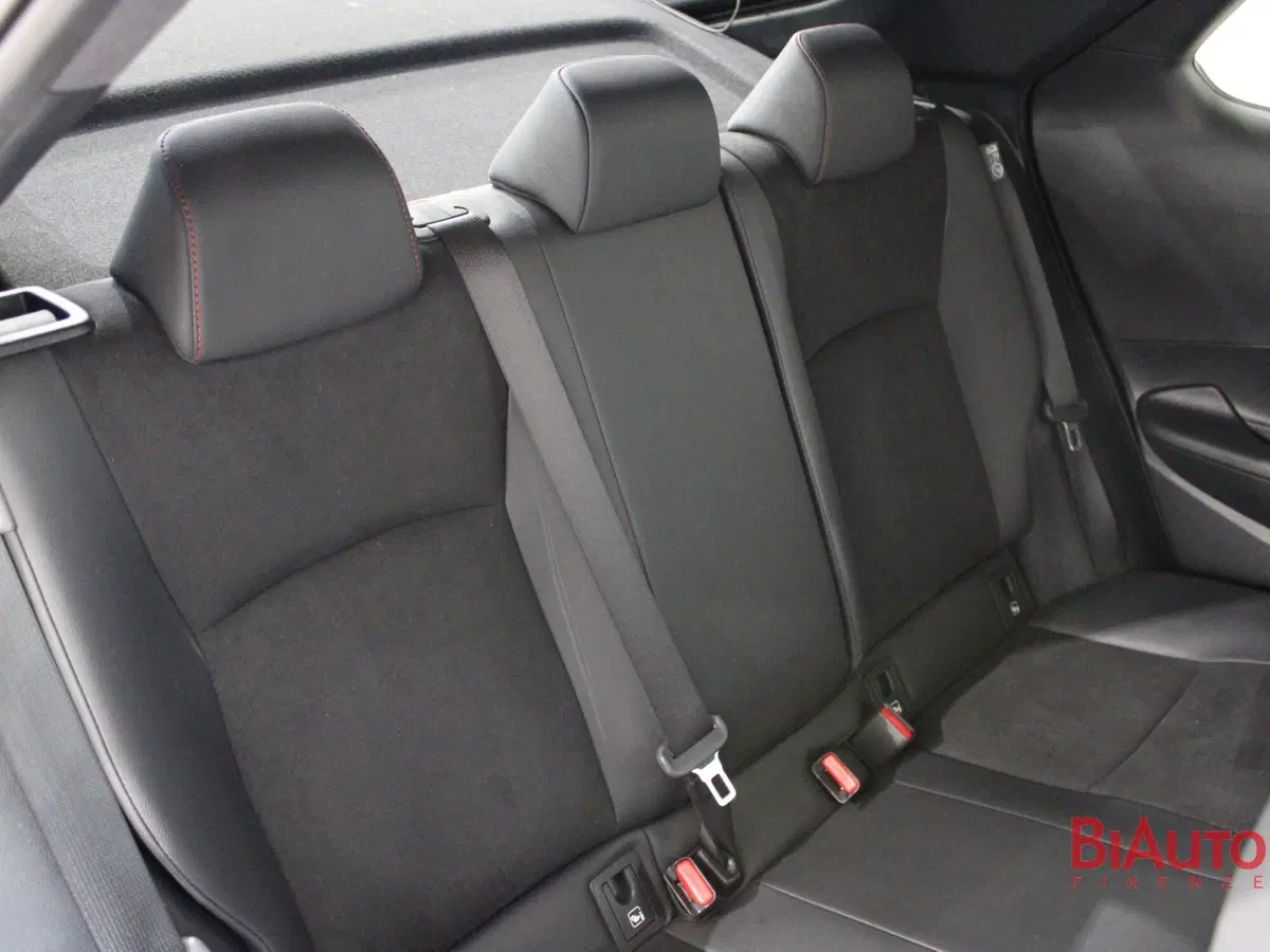 Toyota Toyota C-HR usata a Firenze (8)