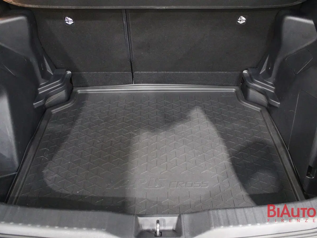 Toyota Yaris Cross usata a Firenze (9)