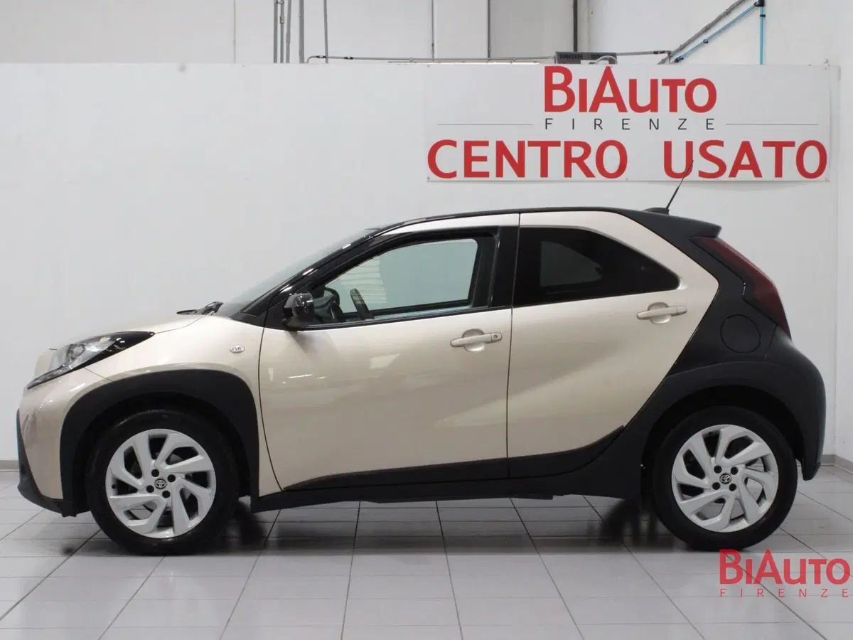 Toyota Aygo X usata a Firenze (20)