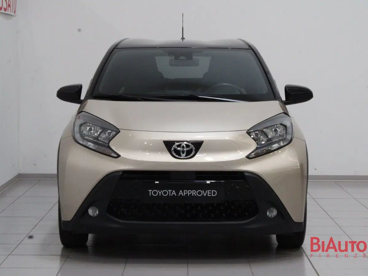 Toyota Aygo X usata a Firenze (4)