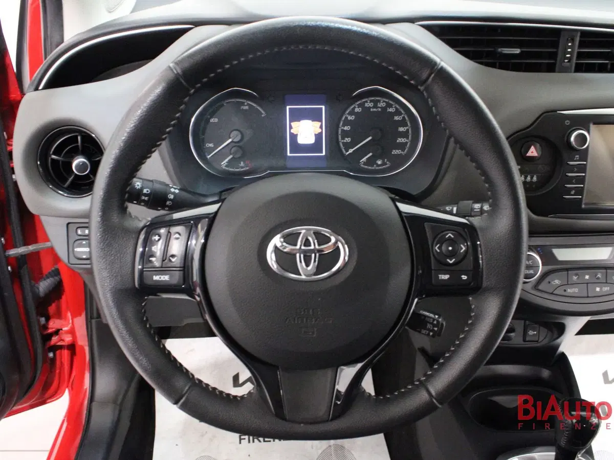 Toyota Yaris usata a Firenze (11)