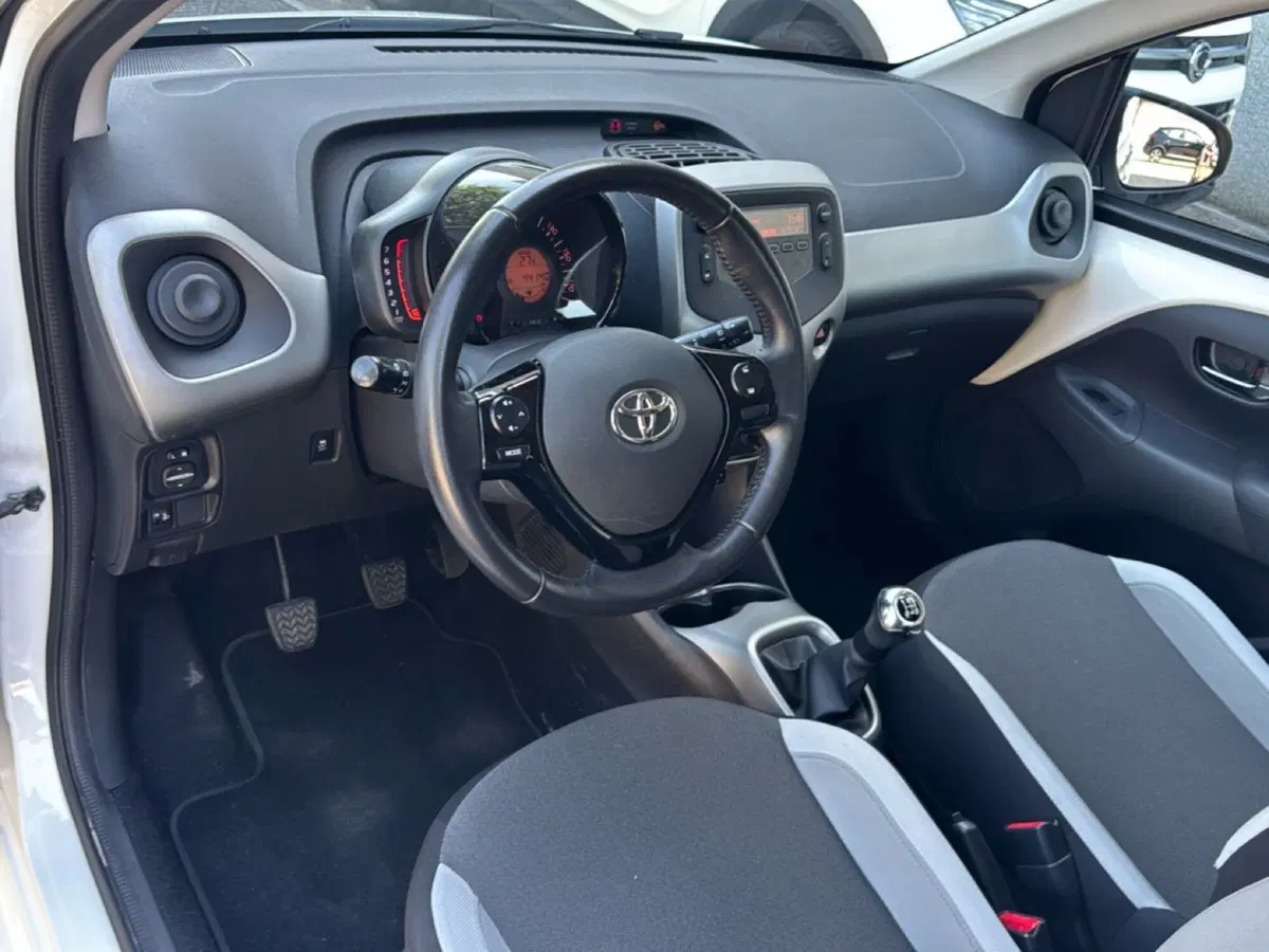 Toyota Aygo usata a Ferrara (11)