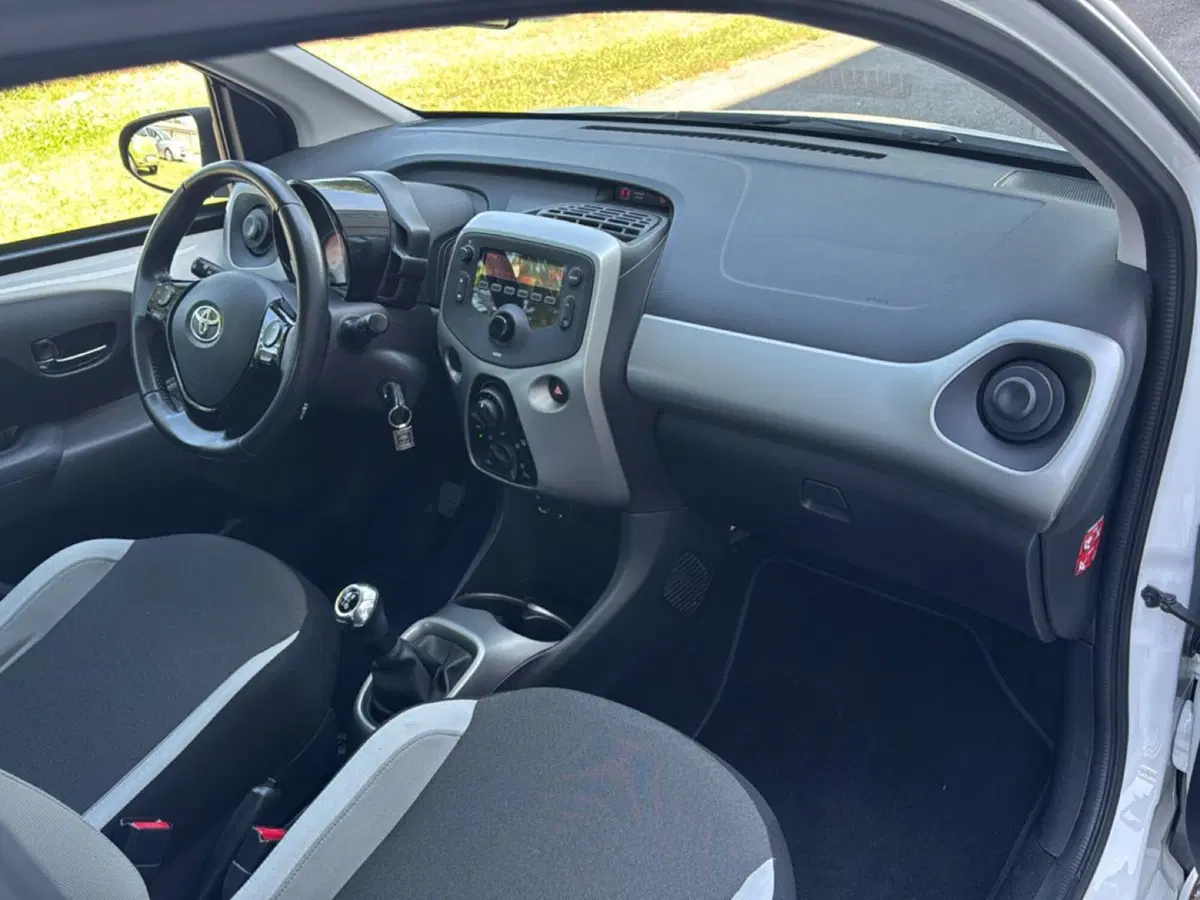 Toyota Aygo usata a Ferrara (13)