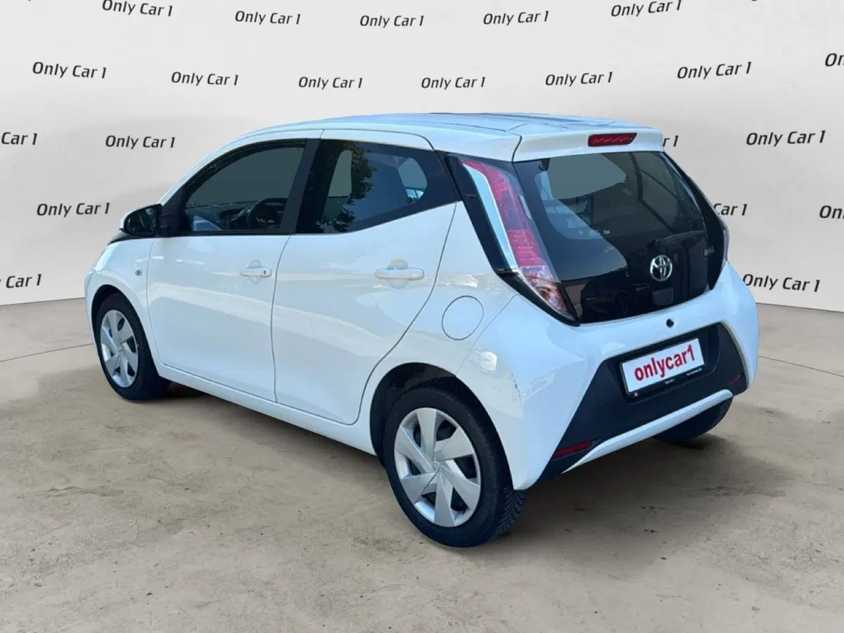 Toyota Aygo usata a Ferrara (5)