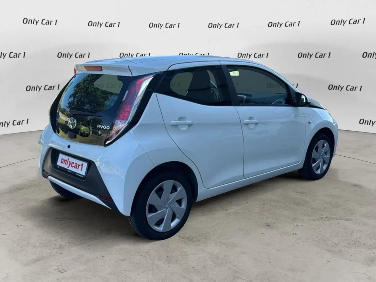 Toyota Aygo usata a Ferrara (6)