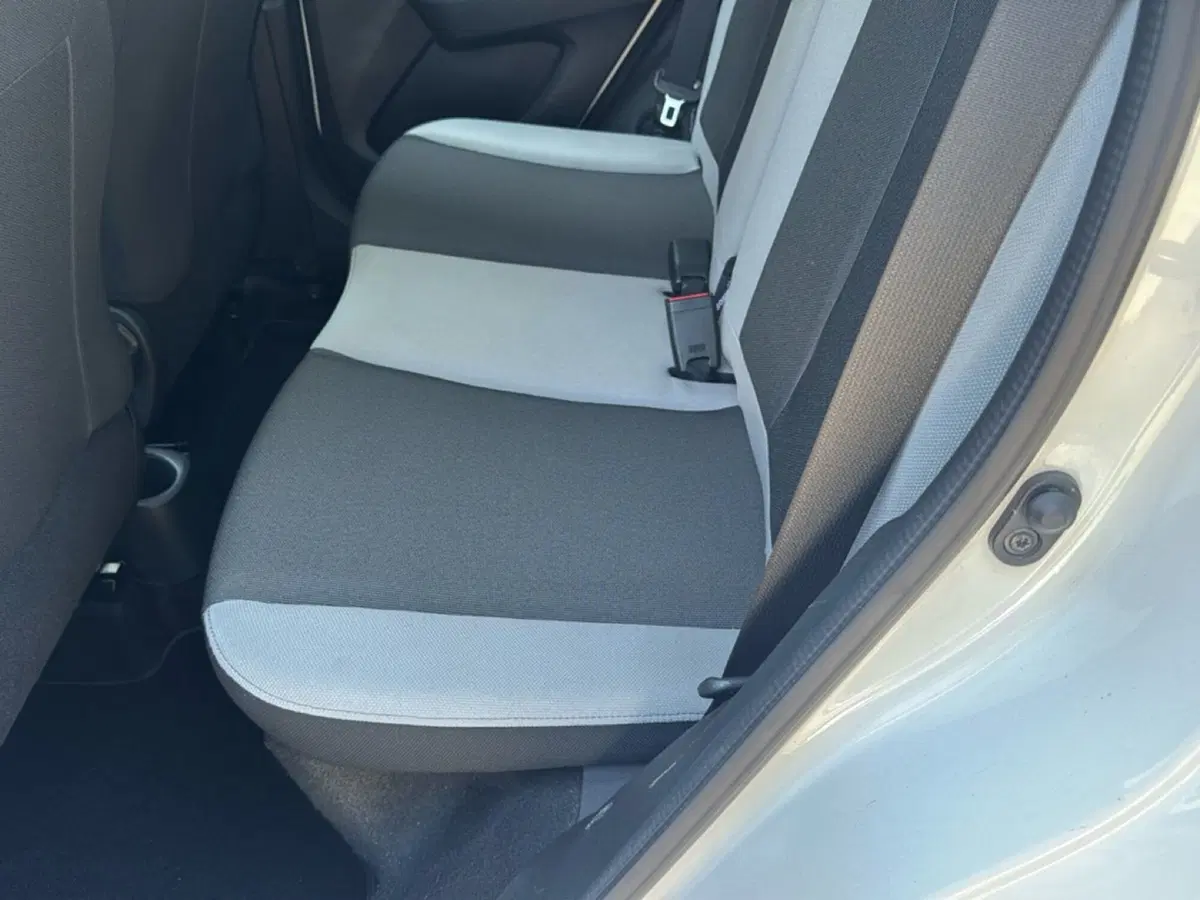 Toyota Aygo usata a Ferrara (9)